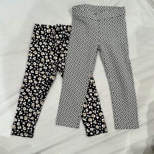Pair of Janie and Jack leggings size 3